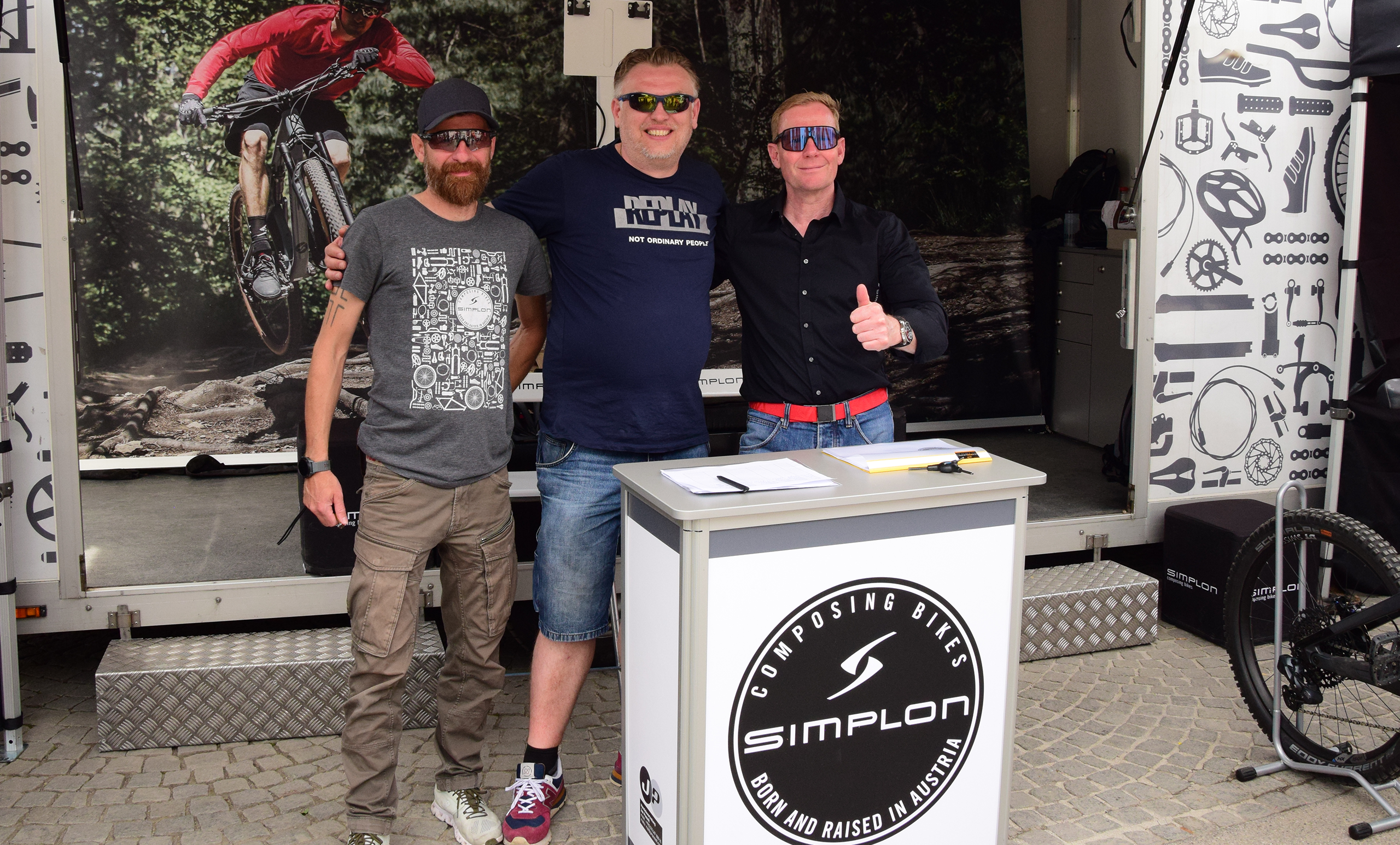 Nutzen Sie die Gelegenheit, uns vor Ort zu treffen. Ob am IXGO Stand oder bei Velo de Ville, Stevens und Simplon, wir freuen uns auf den persönlichen Austausch mit Ihnen.