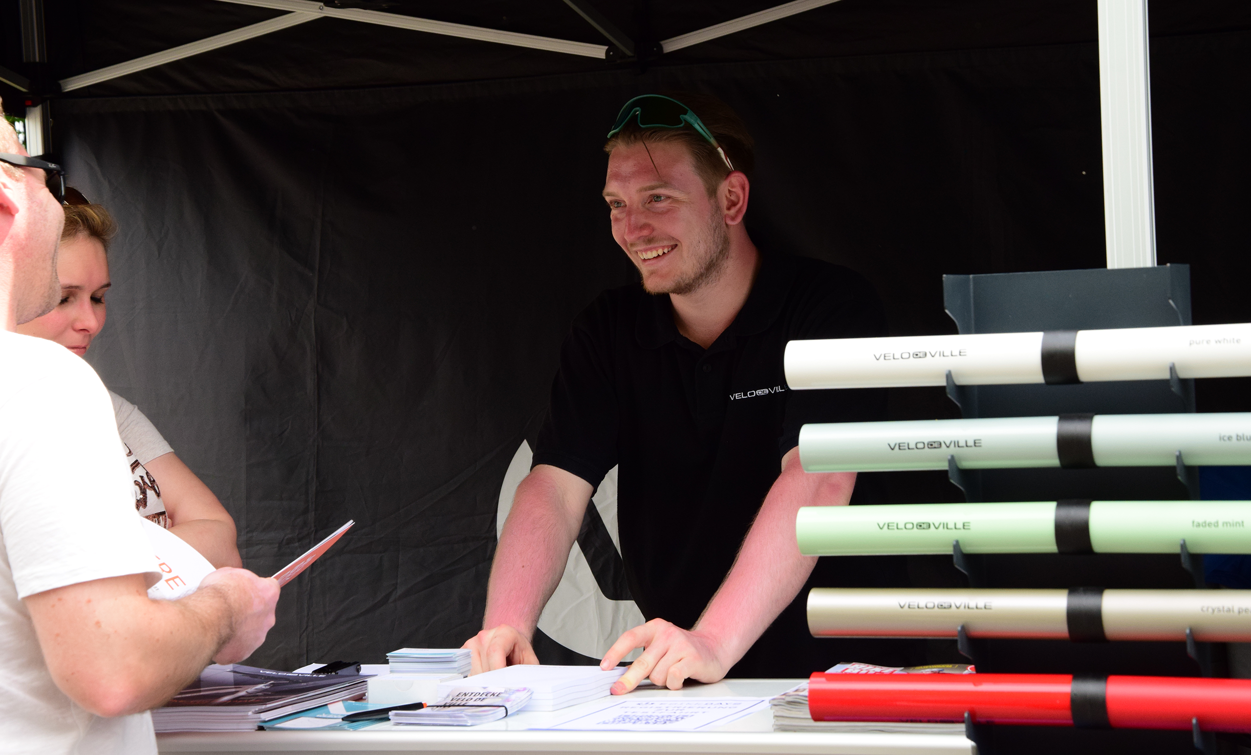 Ob es um Unterschiede zwischen Modellen, passende Einsatzbereiche oder Themen wie eine E Bike Reparatur in München geht, wir stehen Ihnen mit unserer Erfahrung zur Seite.